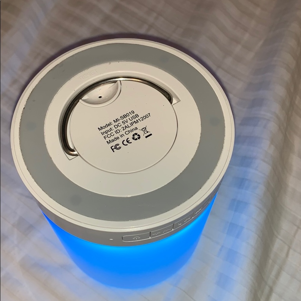 Speaker - Picture 5 of 7
